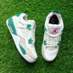 Jordan Retro 4 Pine Green