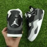 Jordan Retro 4 fear pack